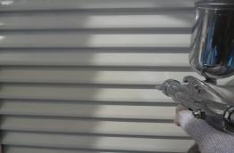 吹き付け　塗料　雨戸