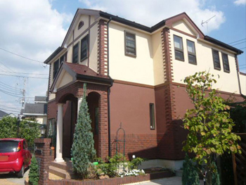 細部までこだわり、カラーシミュレーションを何パターンも作成して、納得の行く色になりました。