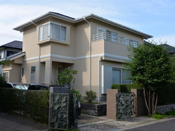 防カビ・防藻性に優れた効果を発揮し、長期にわたりカビを寄せ付けない外壁塗料を仕様！