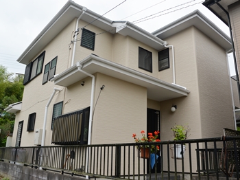 劣化しにくく汚れにくい塗料のため、メンテナンスコストの低減にも貢献します。