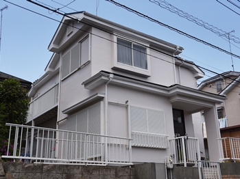 今回の塗装では家の性能もあげつつ、外壁の色をイメージチェンジし、清浄かつ爽やかさを演出できました。