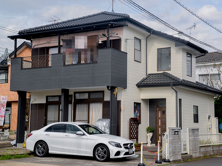 外壁はセラミック複合の特殊技術で従来にない超低汚染を発揮し、優れた密着性と透湿性で内部結露の防止に役立ちます。