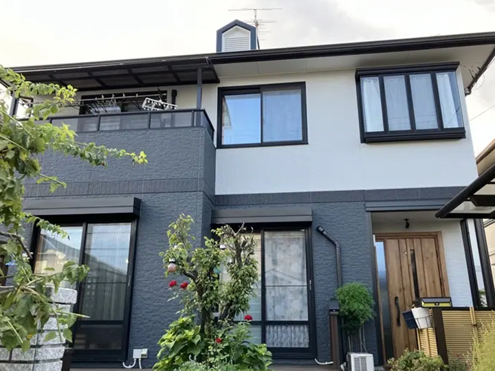 外壁の艶が引けが目立ち・美観の低下が見受けられました。