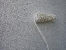 仕上げ塗　外壁塗装