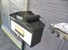 ポスト　ペンキ