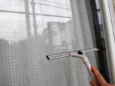 窓　クリーナー