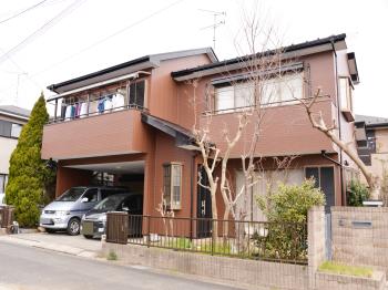 汚れの染み込みを防ぐ低汚染性に優れた塗料で外壁塗装を行いました。