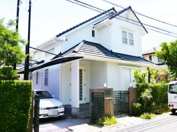 外壁塗料、２液形の密着性・耐久性に優れた強靭で緻密な塗膜を作り上げます。