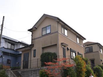 破損　クラック　コケ　退色