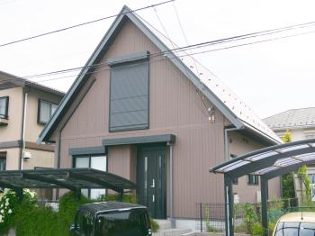 関西ペイントのアレスシルクウォールで外壁の塗り替えを行いました。優れた低汚染と高い耐久性を備えています。