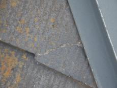 地震　振動　ヒビ