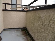 ベランダ　汚れ