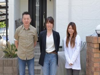 お悩みは【汚れ】。今回ご提案させて頂いたのが【外壁が汚れにくくなる】防藻の塗料です。