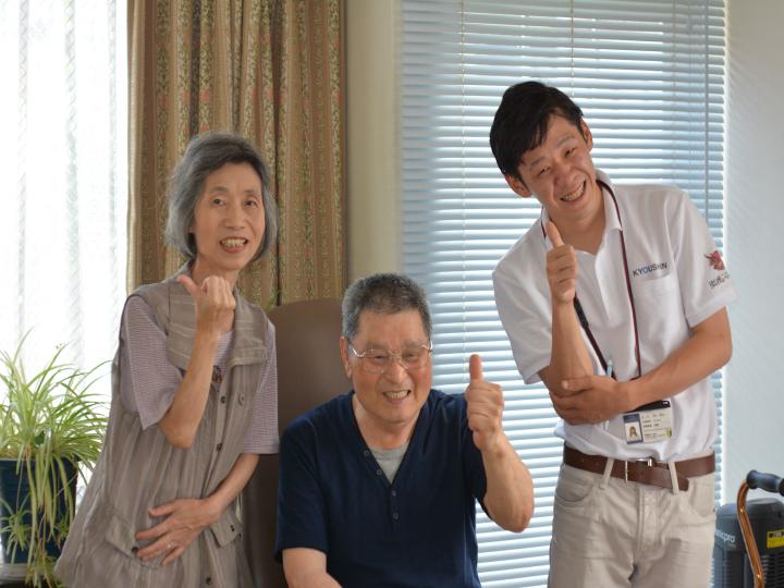 外壁の塗料【セラＭシリコンⅢ】は、優れた耐候性と低汚染性を発揮し、長期にわたり建物を保護します。