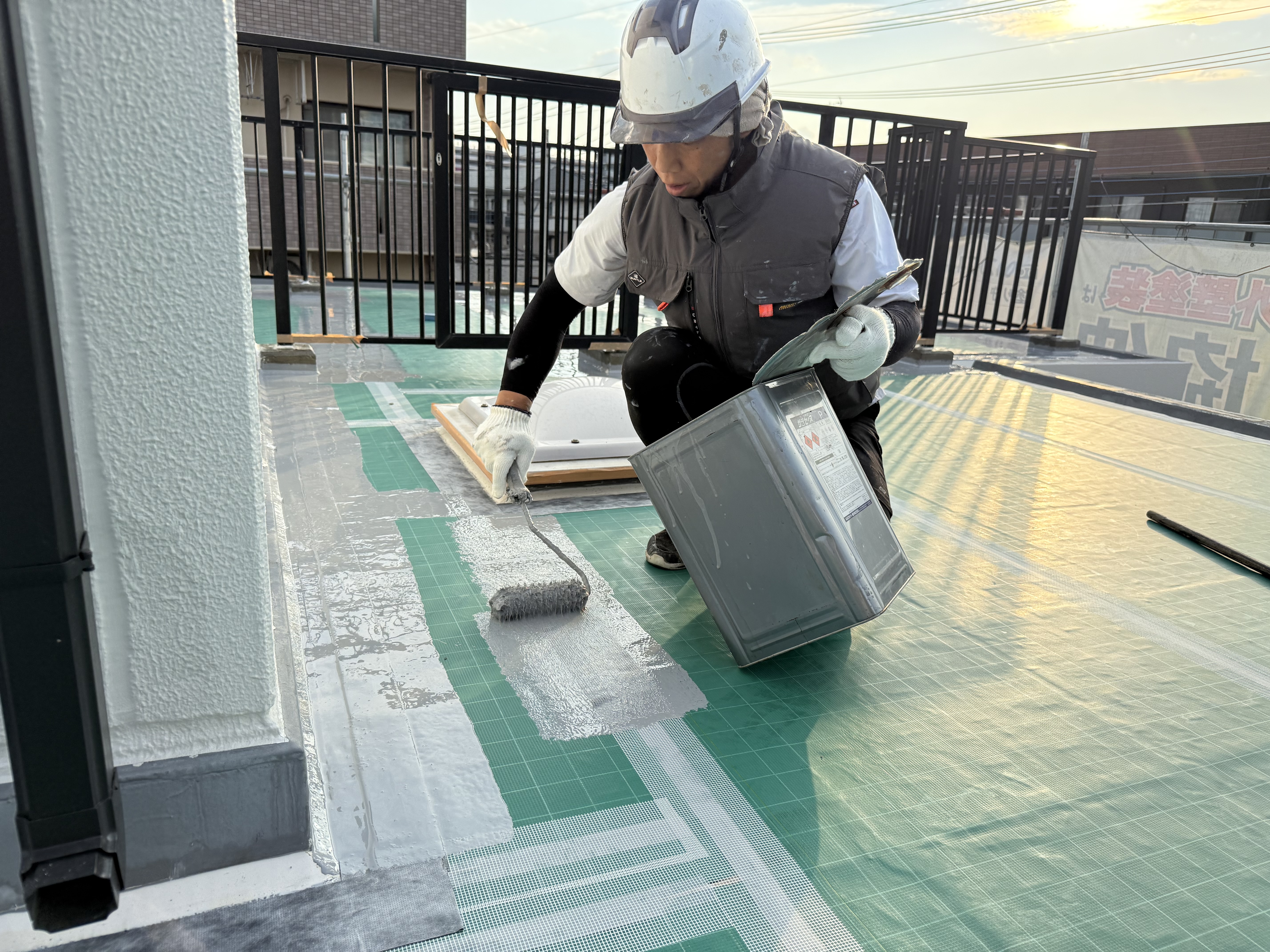 陸屋根防水工事の様子をご紹介♪♪