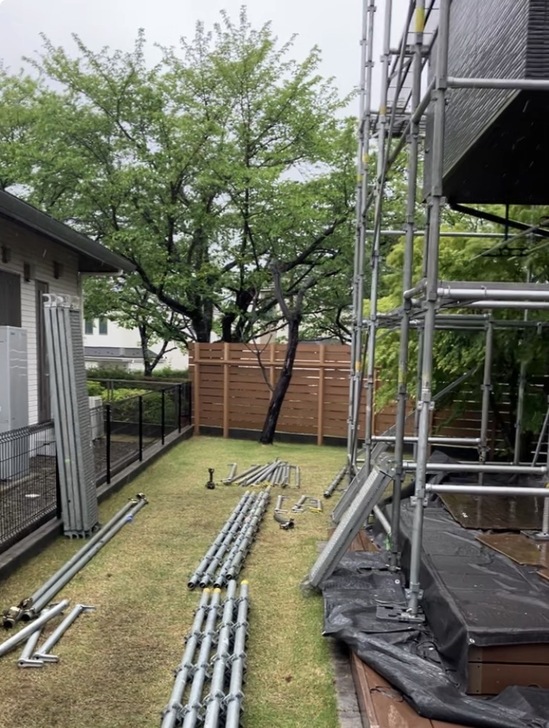 ちはら台野中様足場1.jpg