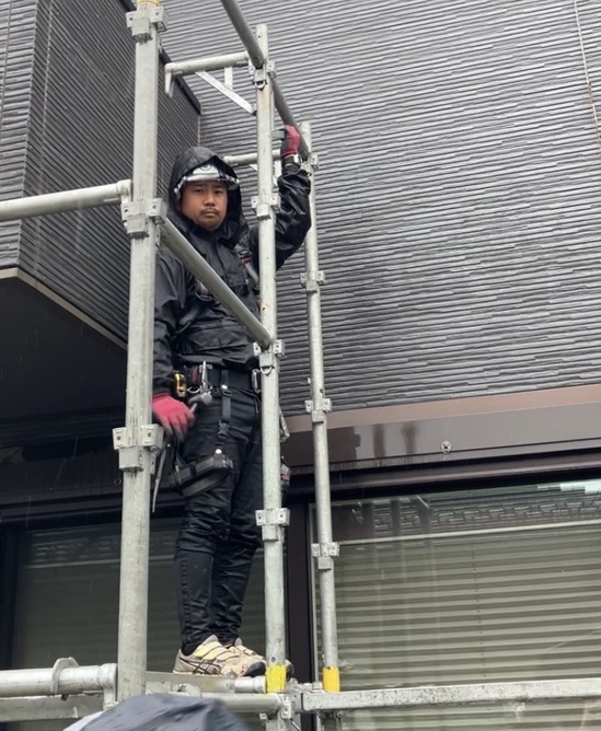 ちはら台野中様足場3.jpg